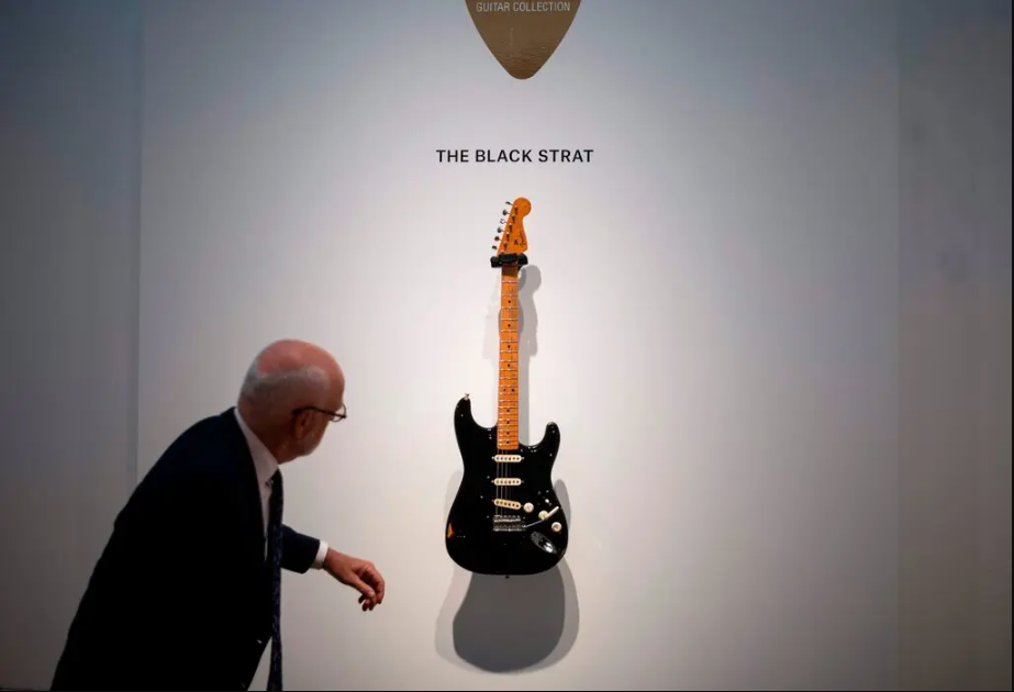 Pink Floyd Black Strat Sold for a Record $14.55 Million
